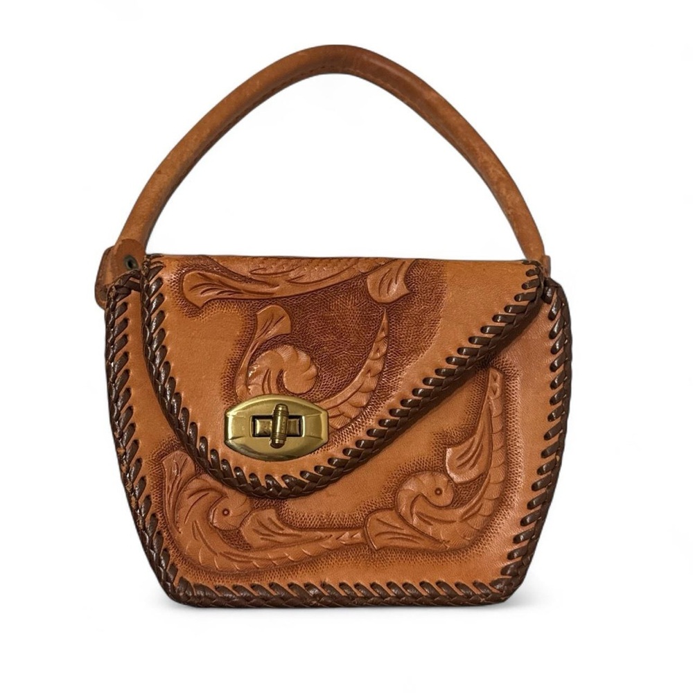 Elegant Tan Leather Handbag